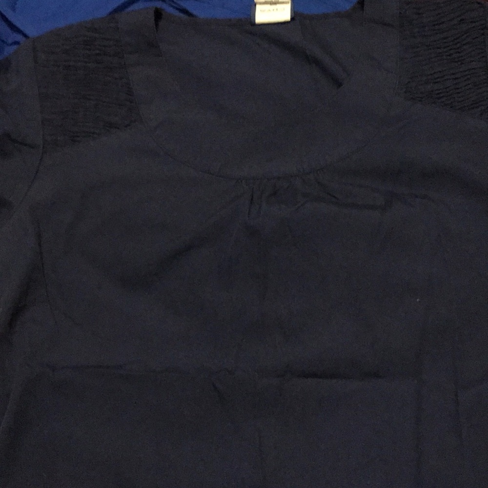 Scrub set
